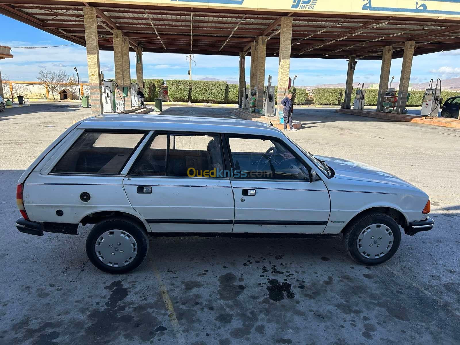 Peugeot 305 1986 