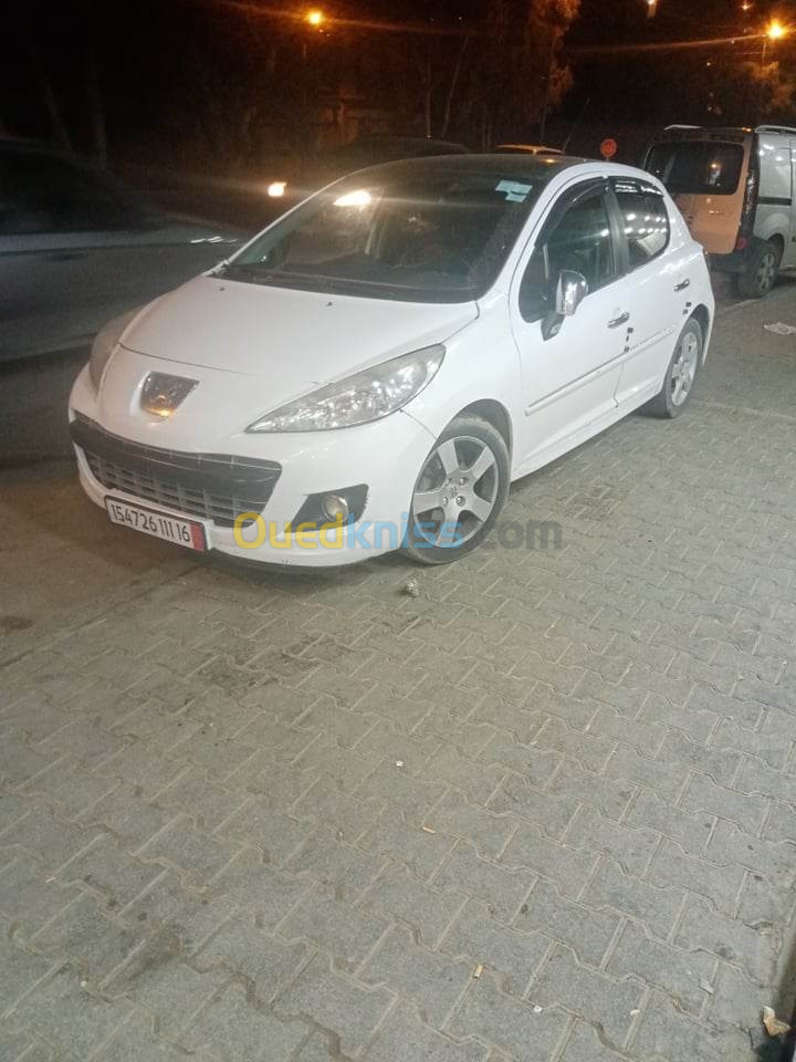 Peugeot 207 2011 207