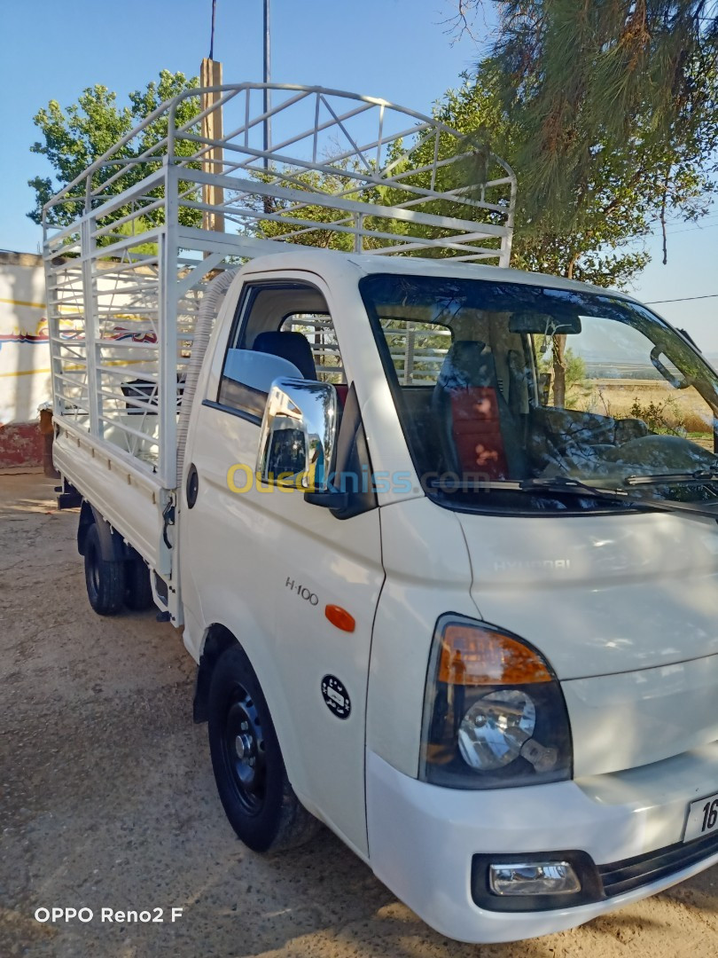 Hyundai H100 