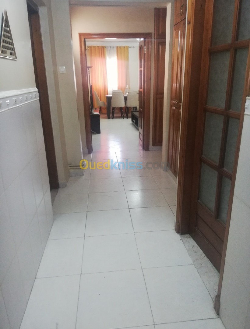 Vente Appartement F5 Alger Kouba