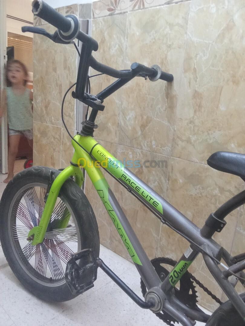 Vélo BMX 