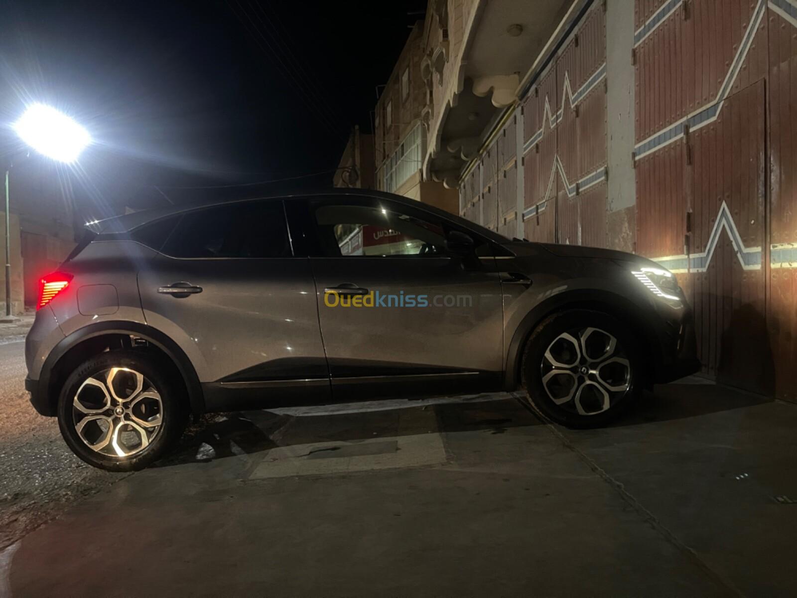 Renault Captur 2021 Intense