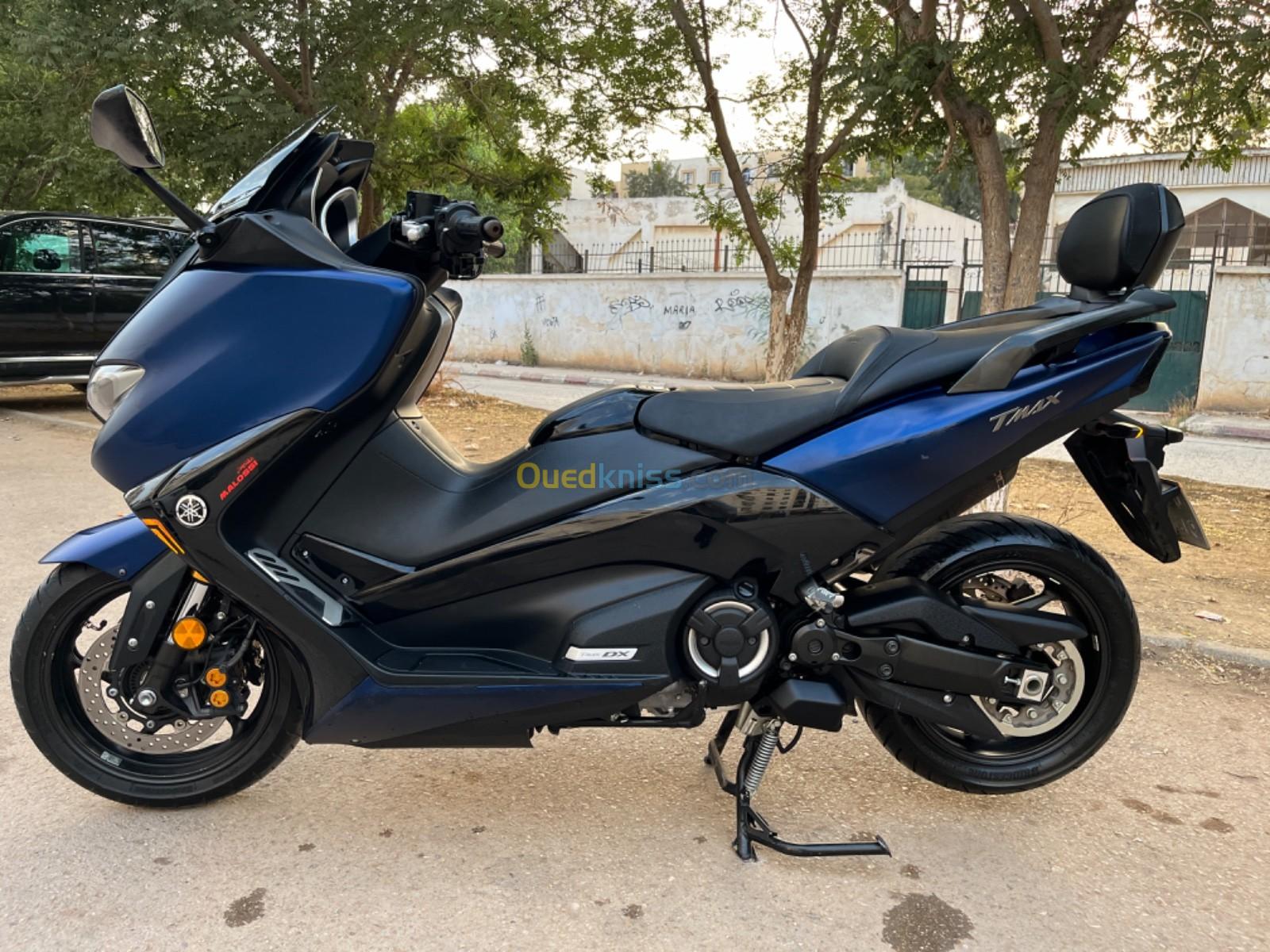 Tmax DX Yamaha 2018