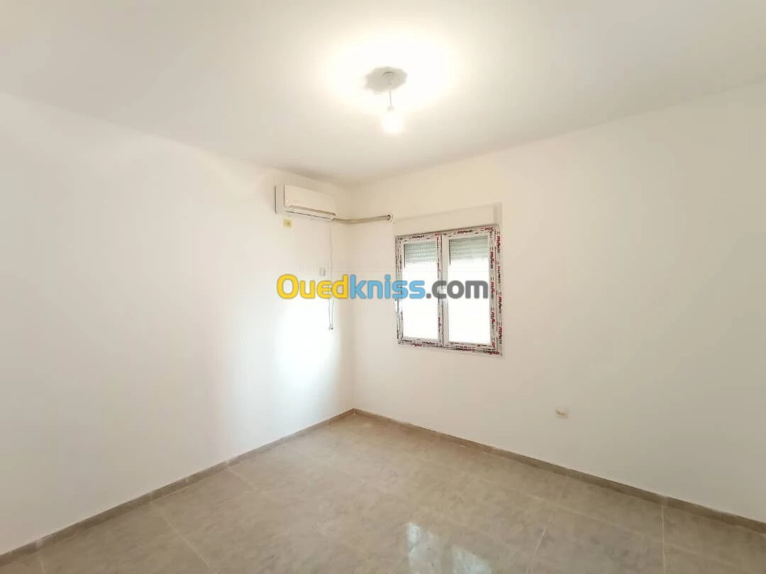 Location Appartement F4 Alger Reghaia