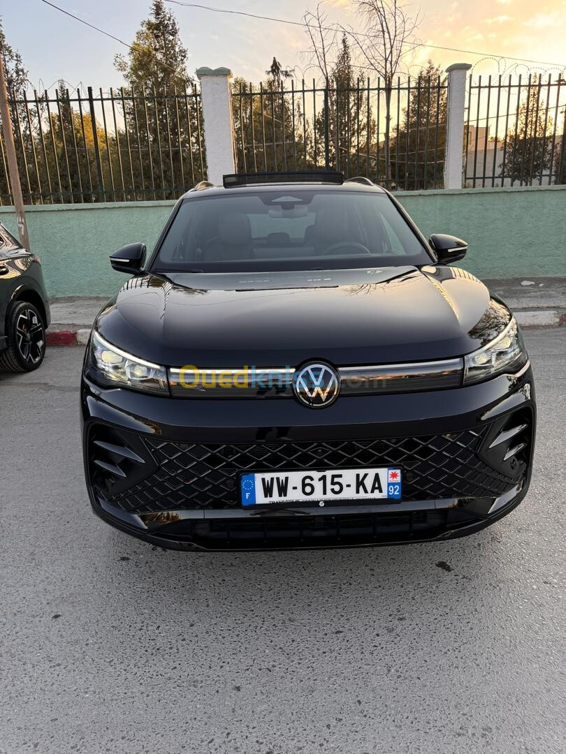 Volkswagen Tiguan R-LINE 2024 Pack Black