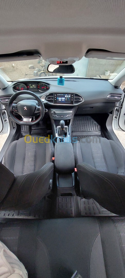 Peugeot 308 2016 Active