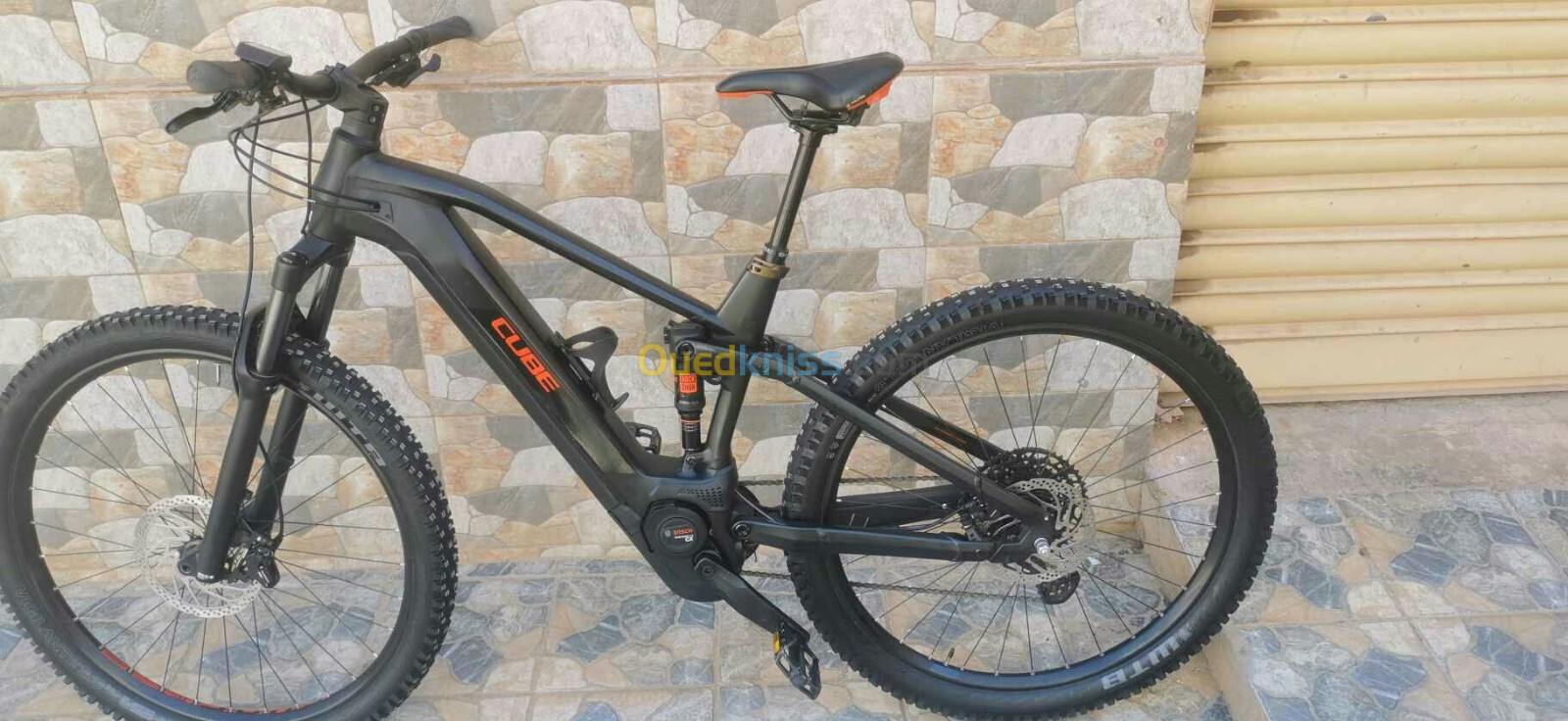 VTT electrique Cube 625W  12 vitesses 