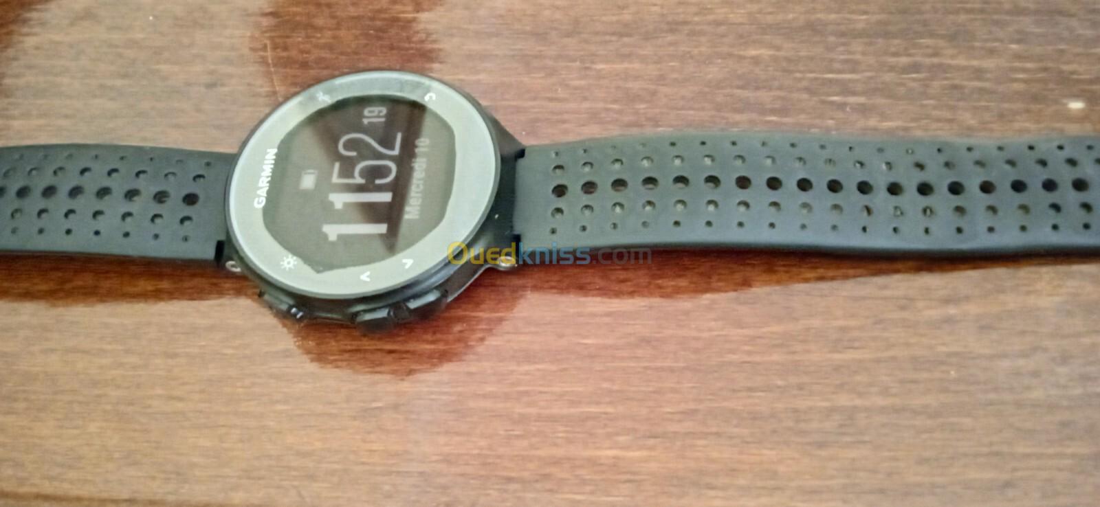 Montre Garmin Forrunner235