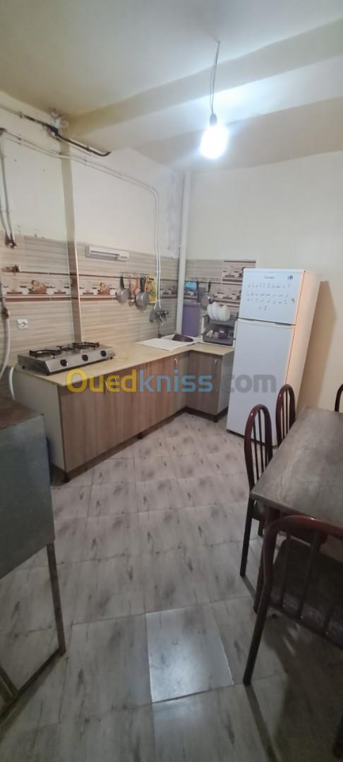 Location vacances Appartement F3 Chlef Tenes