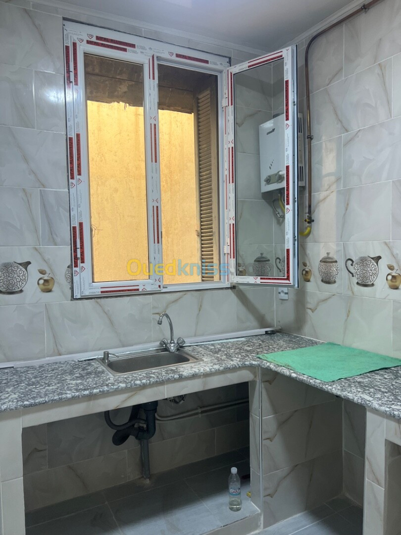 Location Appartement F4 Alger Bab el oued