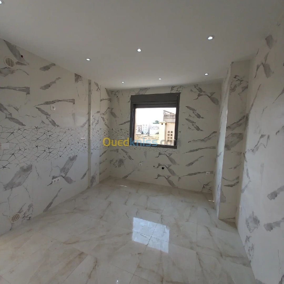 Vente Appartement F4 Alger El achour