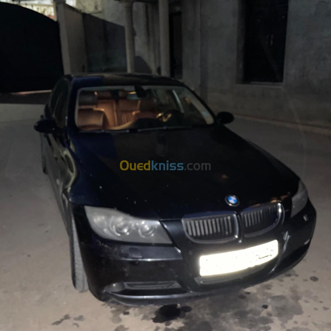 BMW 320 2006 النسخة الأولى