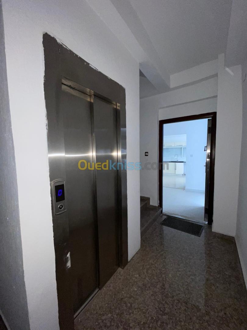 Vente Appartement F4 Alger Dely brahim