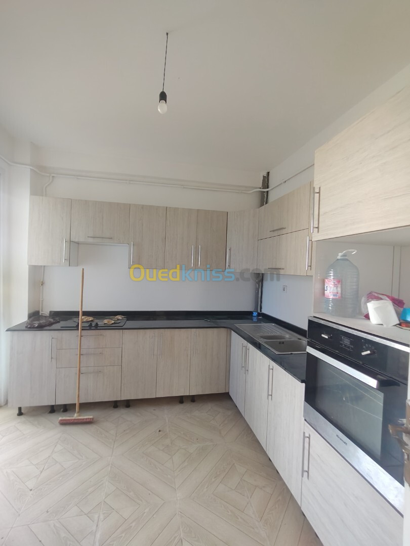 Location Appartement F4 Béjaïa Bejaia