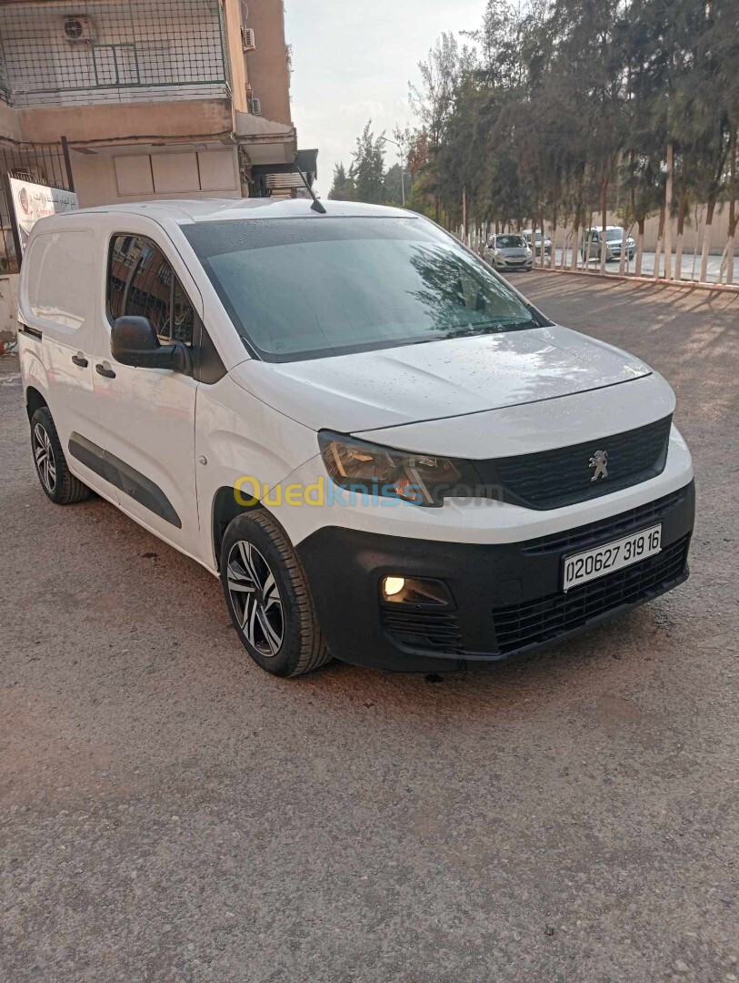 Peugeot Partner 2019 Tepee Outdoor