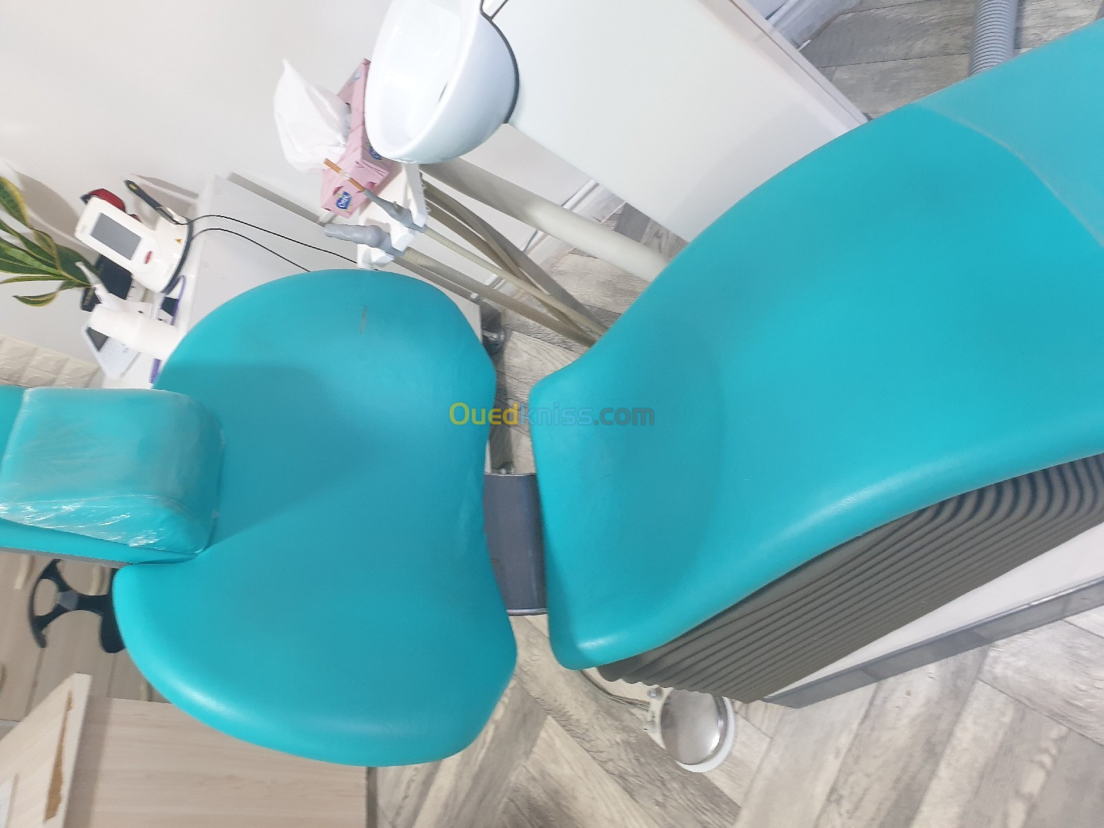 Fauteuil dentaire sirona C8 +