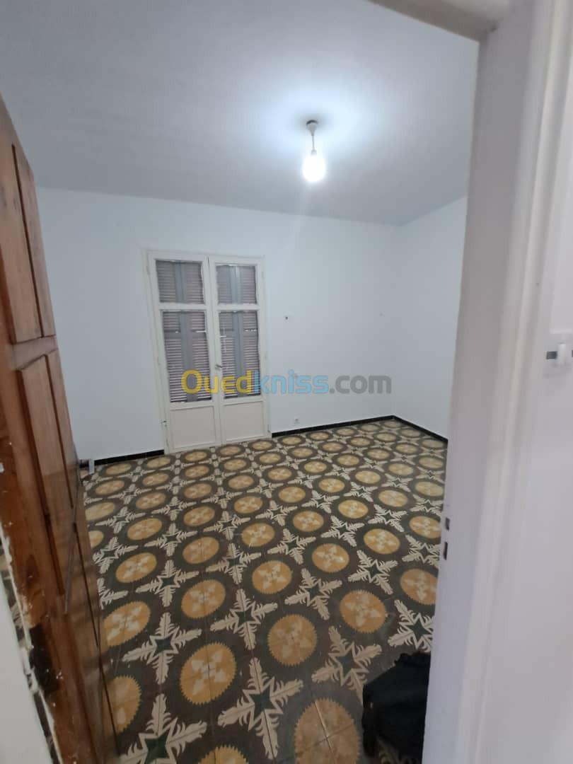 Location Niveau De Villa F4 Alger Bouzareah