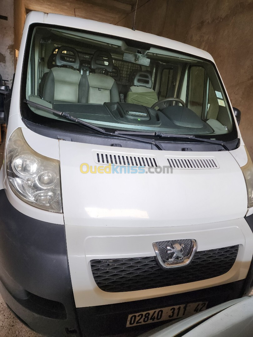 Peugeot Boxer 2011 Double Cabine 