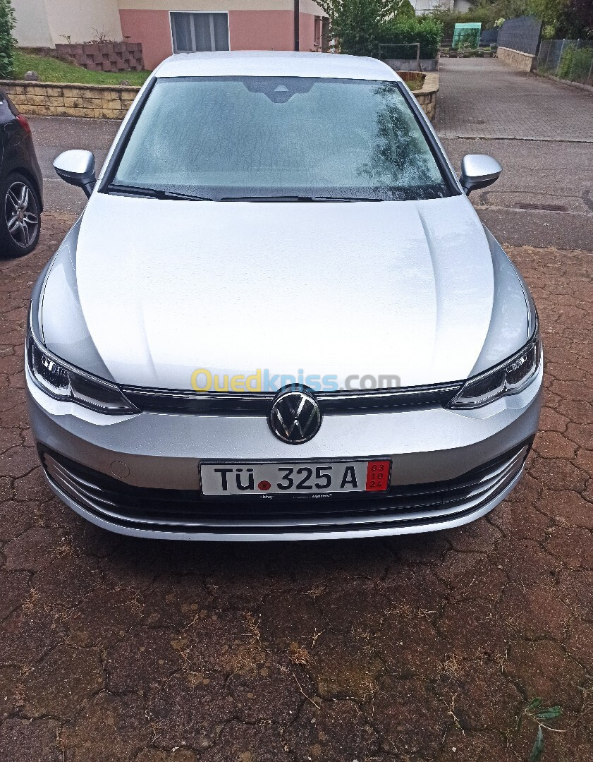 Volkswagen Golf 8 2022 150ch