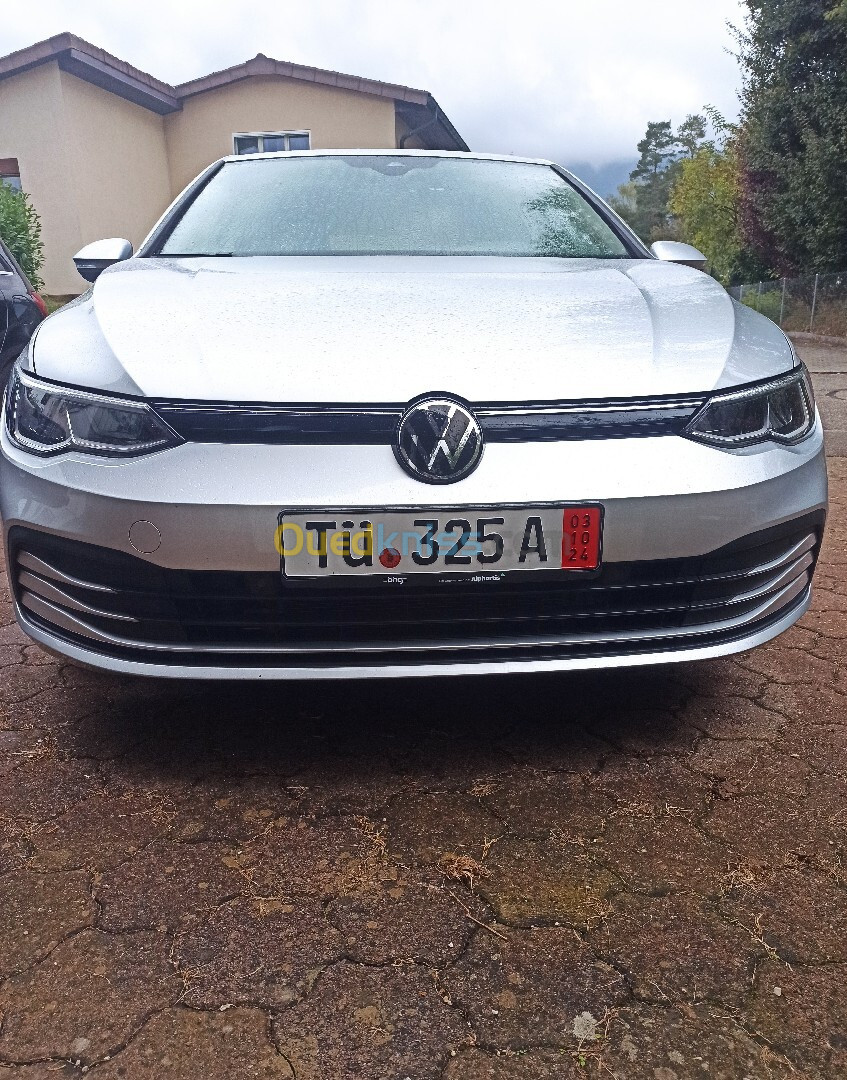 Volkswagen Golf 8 2022 150ch