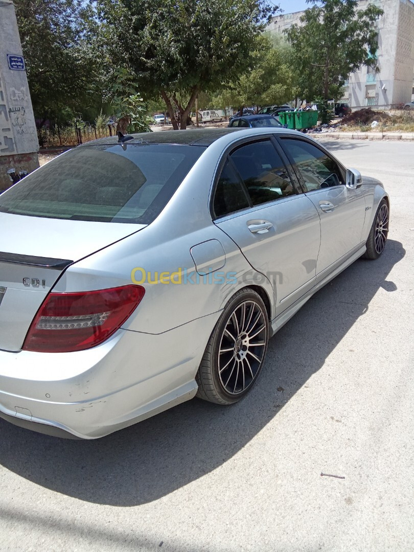 Mercedes Classe C 2015 250 AVANTGARDE 