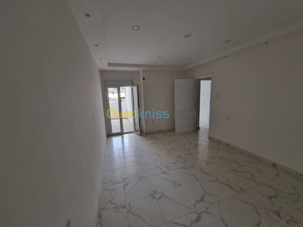 Vente Appartement F2 Alger Bordj el kiffan