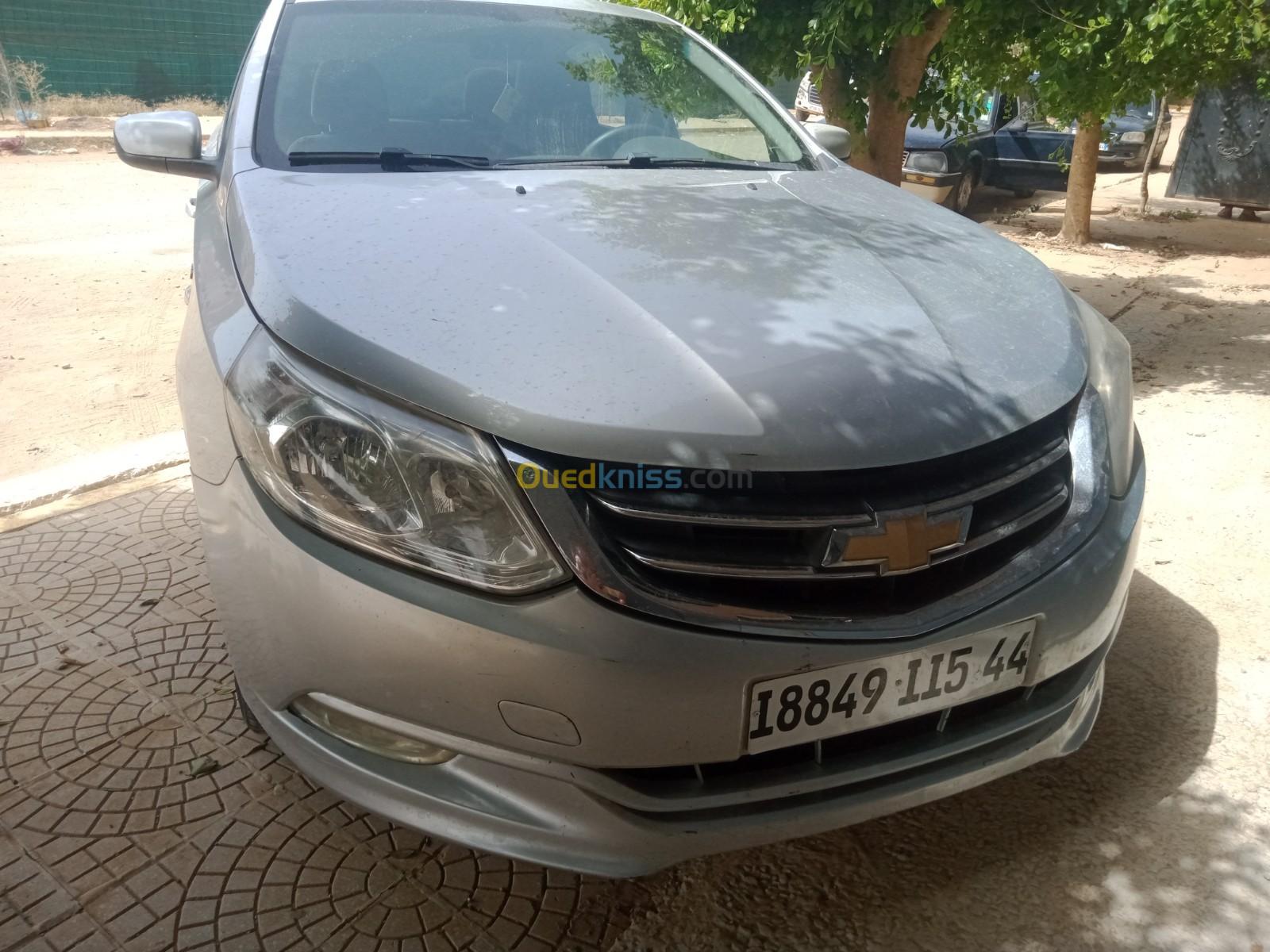 Chevrolet Optra 4 portes 2015 Optra 4 portes