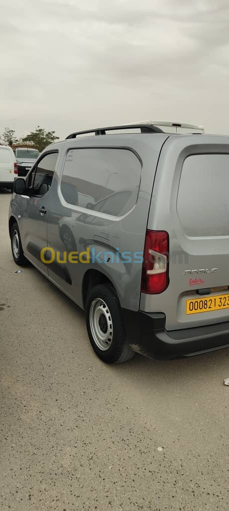 Fiat Doblo 2023 Italie