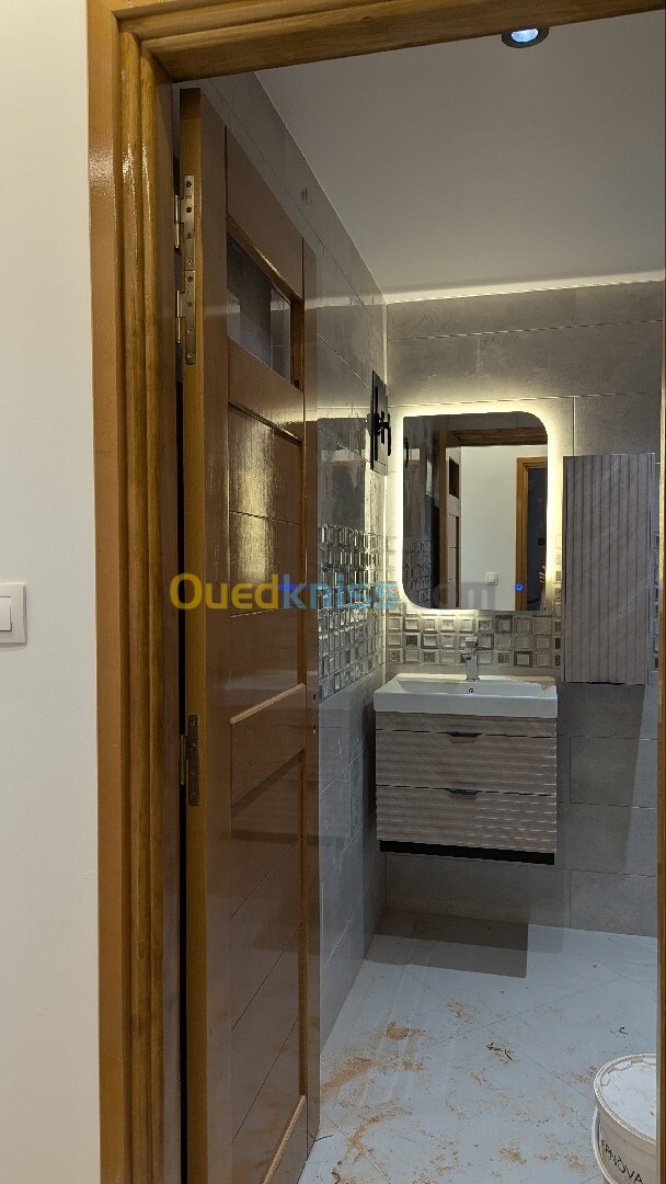 Vente Appartement F5 Alger Bordj el kiffan