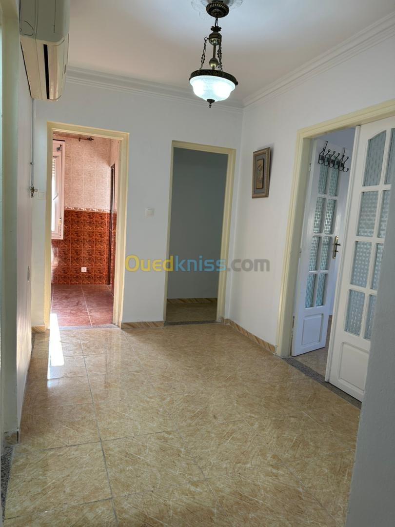 Location Appartement F3 Alger Hydra