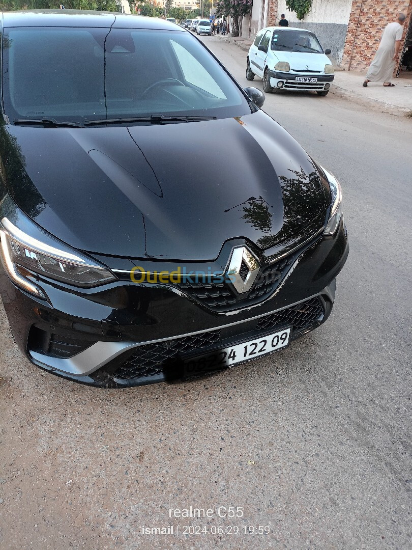 Renault Clio 5 Rsline بنزين 2022 