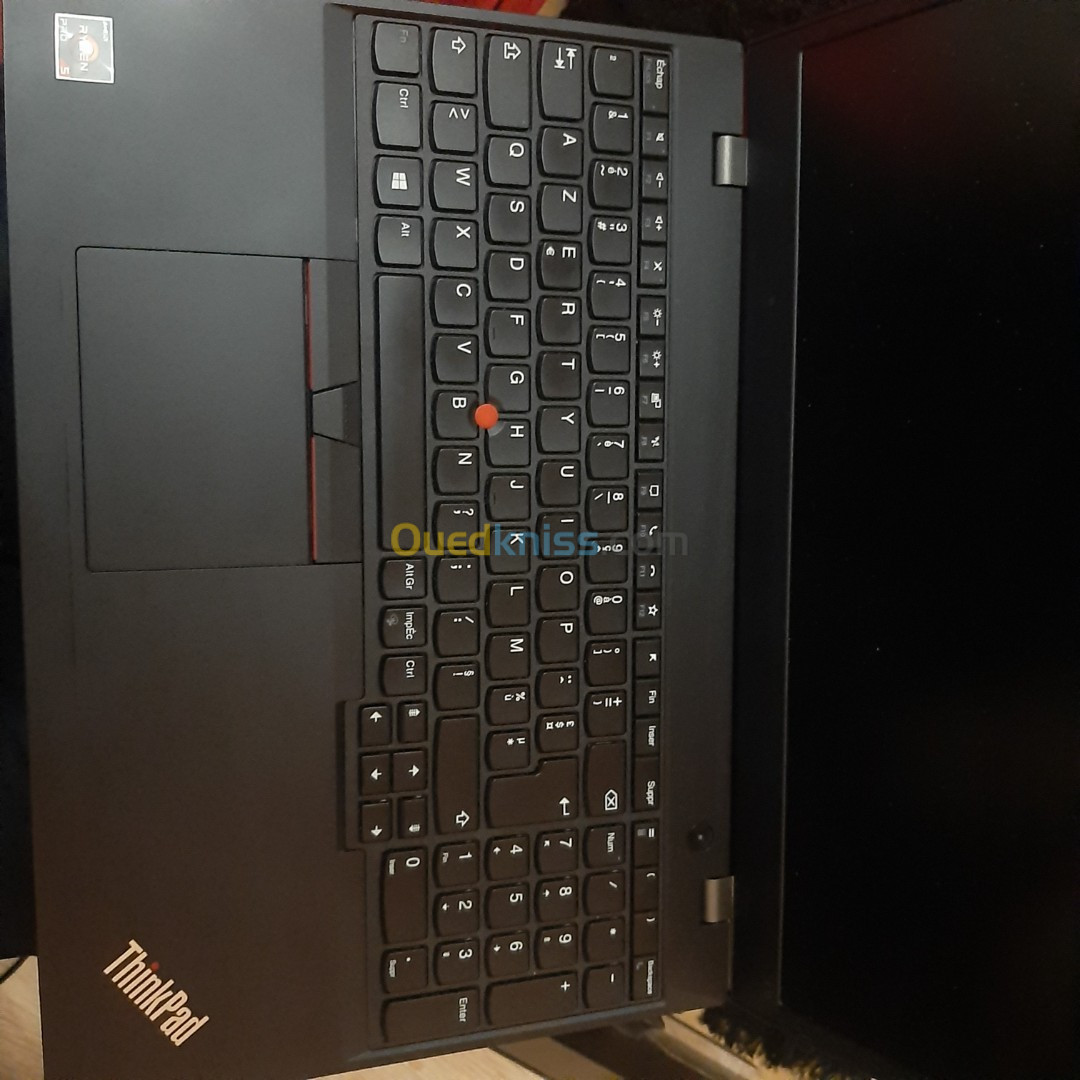 Pc portable Lenovo thinkpad L15 gen 1 20U8 AMD ryzen 5 pro 4650U with Radeon graphics