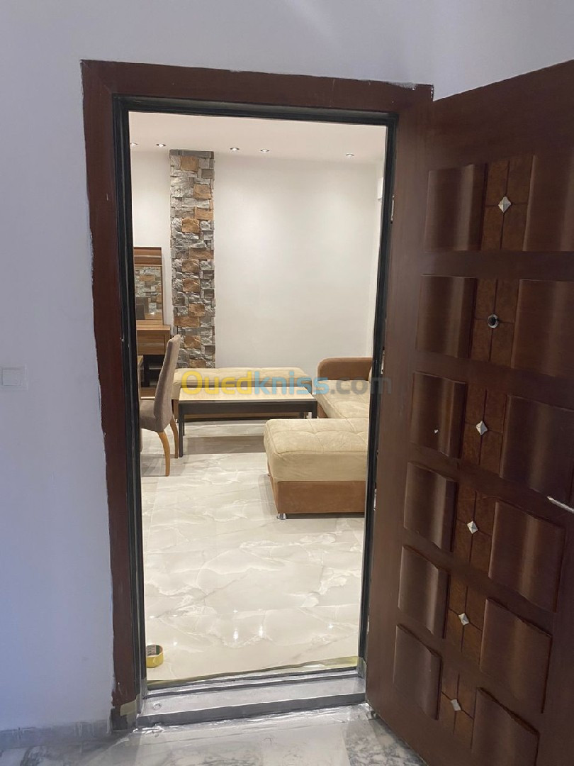 Location Appartement F3 Alger Hydra