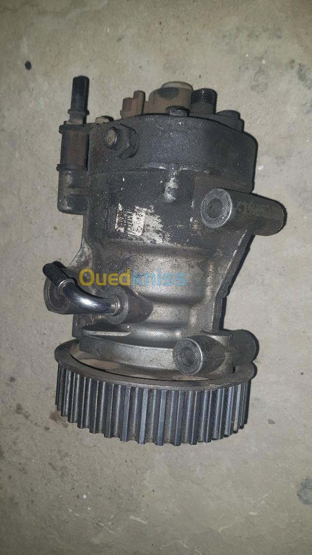 pompe HP motor 1.5 d.c.i Clio 3