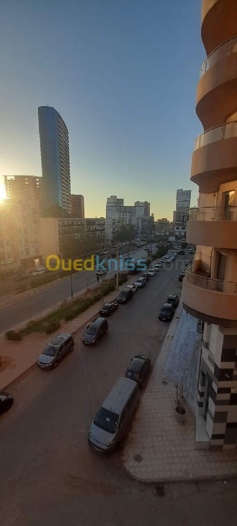 Location Appartement F4 Oran Oran