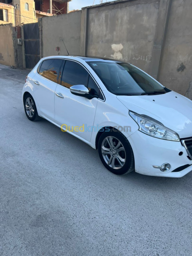 Peugeot 208 2014 Allure