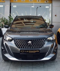 Location de voiture la Rochelle Peugeot 2008