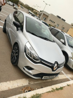 voitures-renault-clio-4-2019-limited-2-berrouaghia-medea-algerie