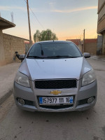 voitures-chevrolet-aveo-4-portes-2011-abou-el-hassan-chlef-algerie