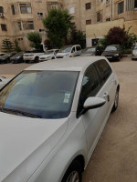 citadine-volkswagen-golf-7-2014-trendline-algerie