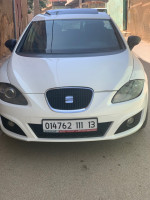 moyenne-berline-seat-leon-2011-tlemcen-algerie