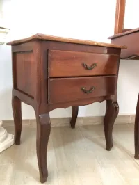 Tables de nuit avec coiffeuse
