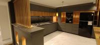 أثاث-مطبخ-conception-et-realisation-de-cuisine-dressing-magasin-meuble-stand-sur-mesure-براقي-الجزائر