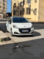 citadine-peugeot-208-2016-allure-facelift-souk-el-thenine-bejaia-algerie