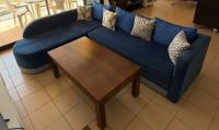 الأرائك-و-الكنب-canape-avec-coussins-table-basse-assortie-a-vendre-حيدرة-الجزائر