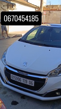 سيارات-peugeot-208-2019-active-بوفاريك-البليدة-الجزائر