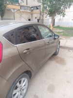 voitures-ford-fiesta-2012-titanium-skikda-algerie