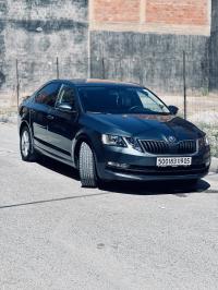 سيارات-skoda-octavia-2019-ambiente-باتنة-الجزائر
