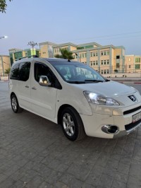 سيارات-peugeot-partner-2010-tepee-أم-البواقي-الجزائر