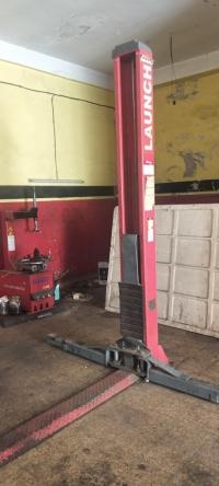 repair-diagnostic-suspension-auto-equilibrage-demonte-pneu-compresseur-300l-es-senia-oran-algeria